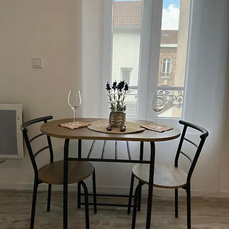 Le Clos Du 4 아파트 *